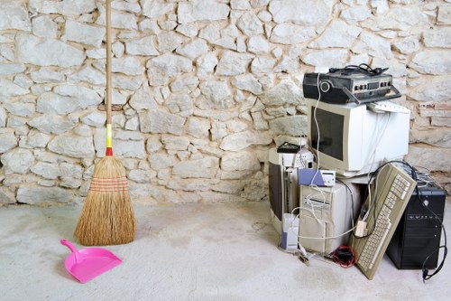 Professional waste collection in Norbiton